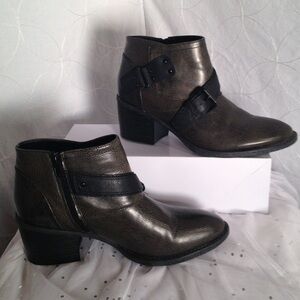 Crown Vintage Ankle Boots